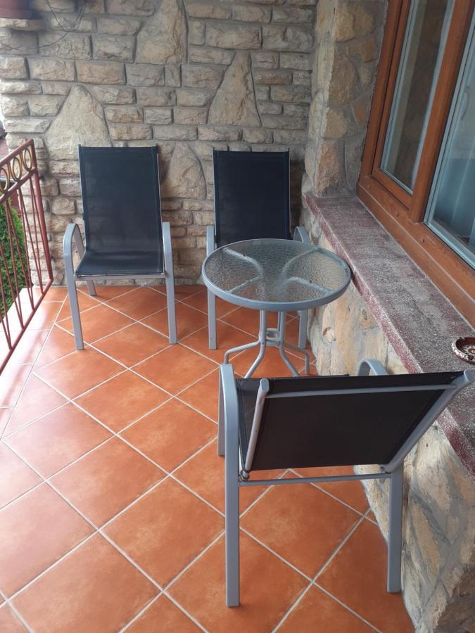 Kurca-Parti Vendeghaz Hotel Сентеш Екстериор снимка