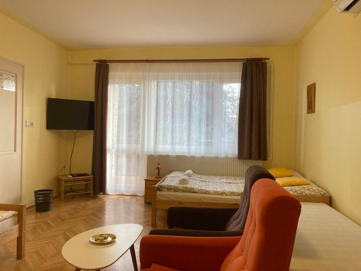 Kurca-Parti Vendeghaz Hotel Сентеш Екстериор снимка