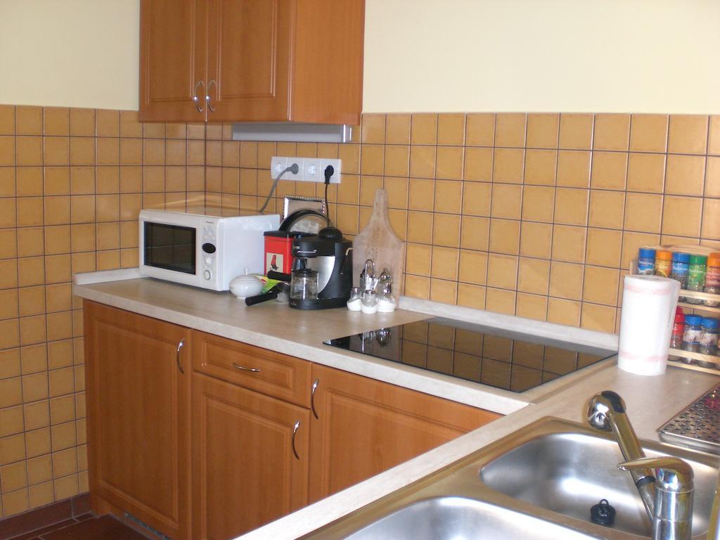 Kurca-Parti Vendeghaz Hotel Сентеш Екстериор снимка