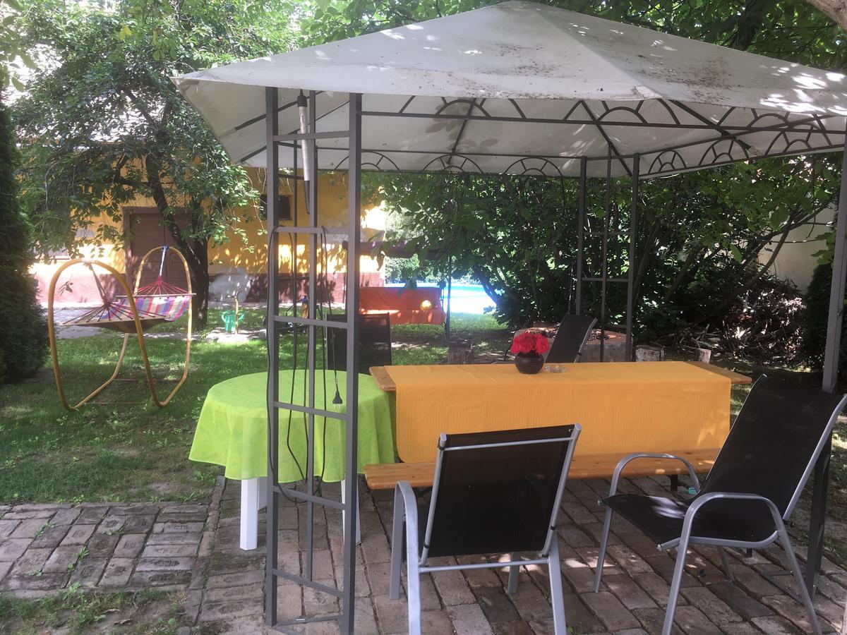Kurca-Parti Vendeghaz Hotel Сентеш Екстериор снимка